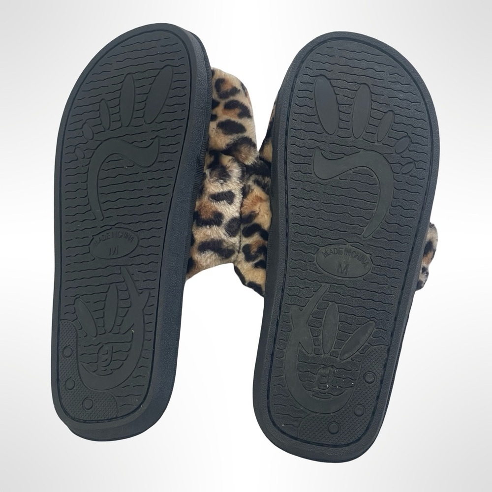 Unbranded Leopard Print Fuzzy Slippers M - Picture 3 of 5